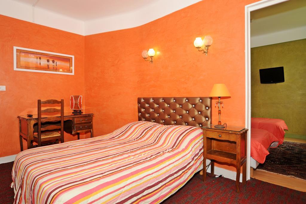 Hotel La Tour Sully-sur-Loire Phòng bức ảnh